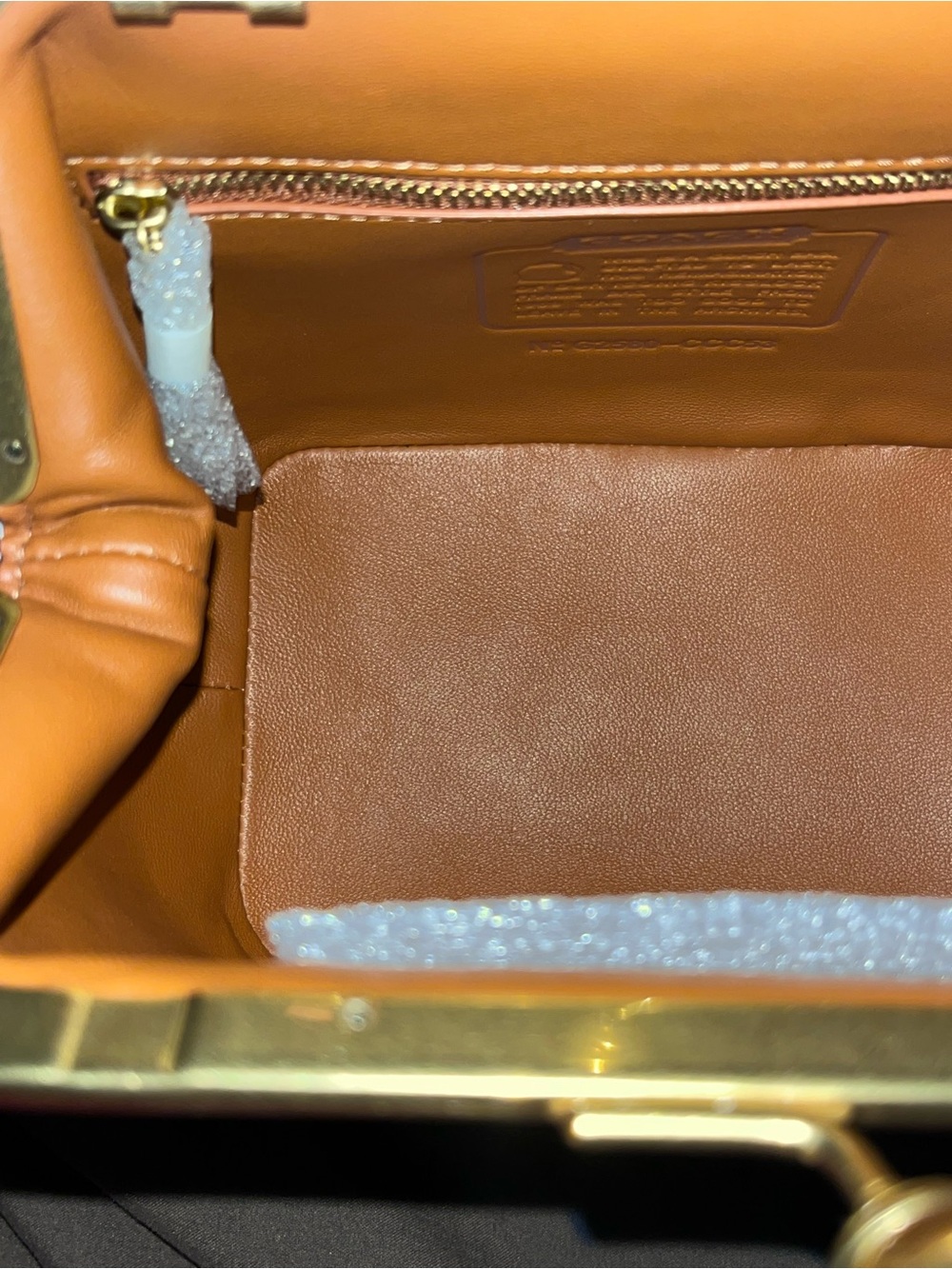 Coach Brown and Cream Signature Jacquard Kiss-Lock 16 - Picture 6 of 11